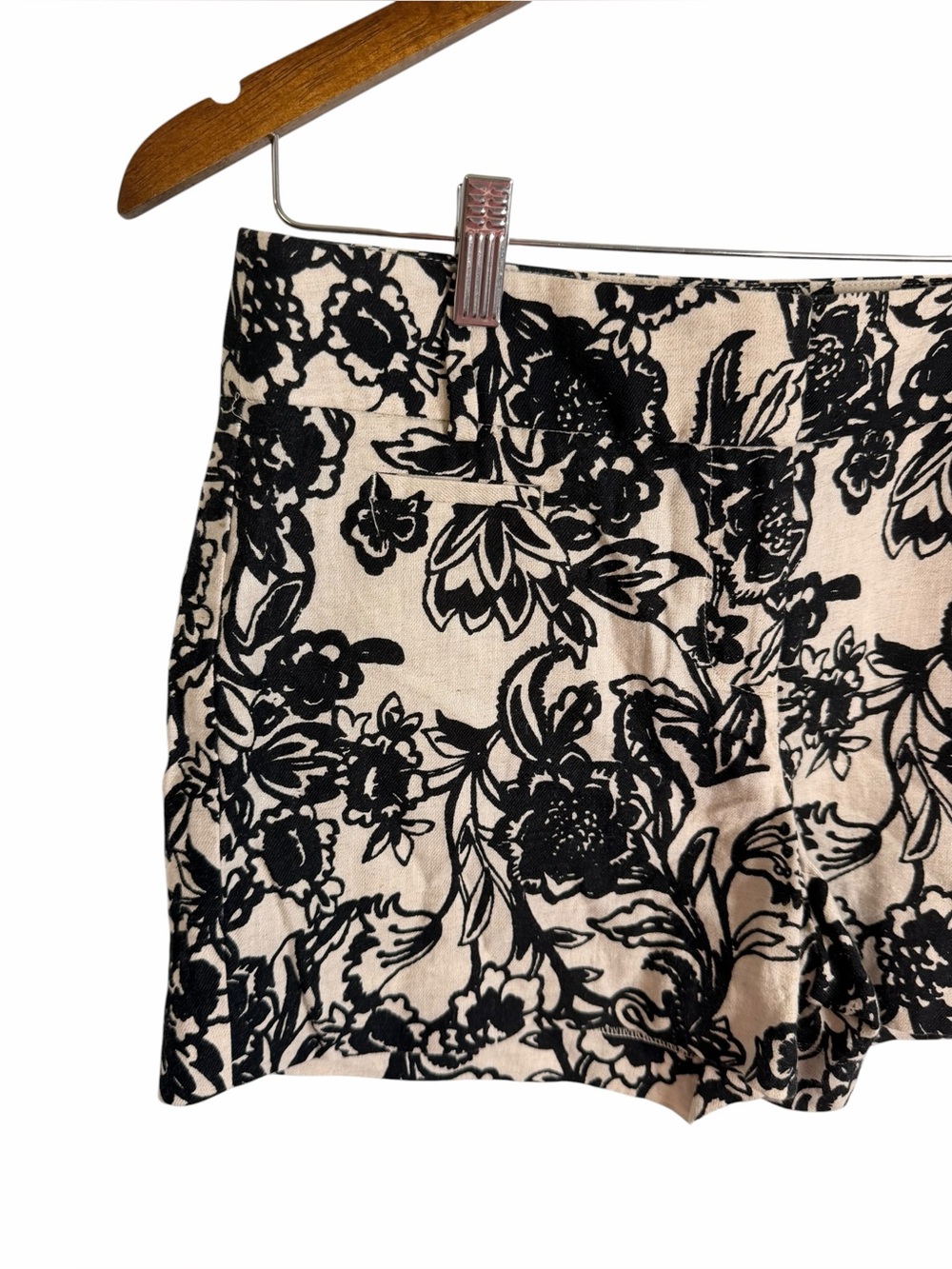 Ann Taylor Loft Cream Black Floral Linen Blend Chino Shorts Women’s Sz 2 - Picture 5 of 11